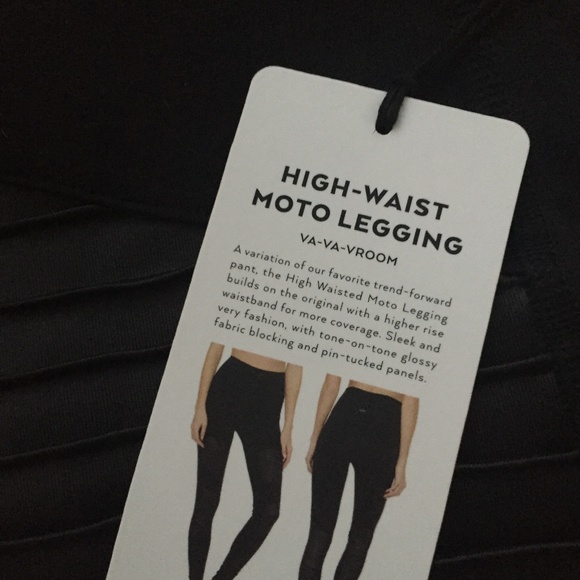 Alo Yoga High Waisted Moto Leggings New with tags - Picture 5 of 8